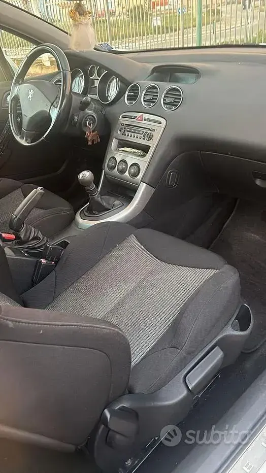 Usata Peugeot 308 CC 112 CV (82 kW) 2011 Bianco Cabrio
