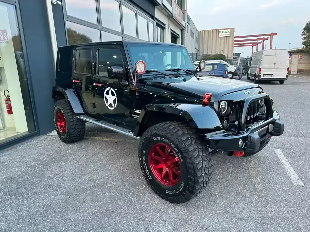 Usata Jeep Wrangler 177 CV (130 kW) 2023 Nero SUV