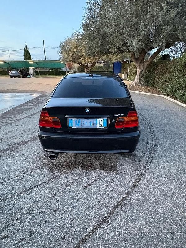 Occasion BMW 320 150 ch (110 kW) 2003 Noir Berline