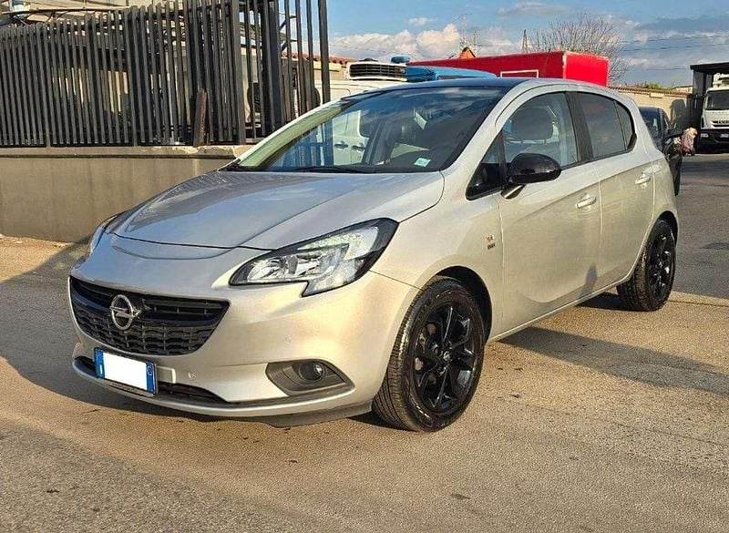 Grigio Usata 2019 Opel Corsa Tre volumi | 11.490 € (Buon prezzo) - Immagine 1/4