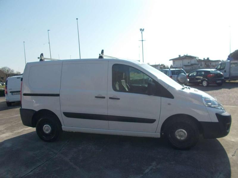Usata Peugeot Expert 128 CV (94 kW) 2016 Bianco Furgone