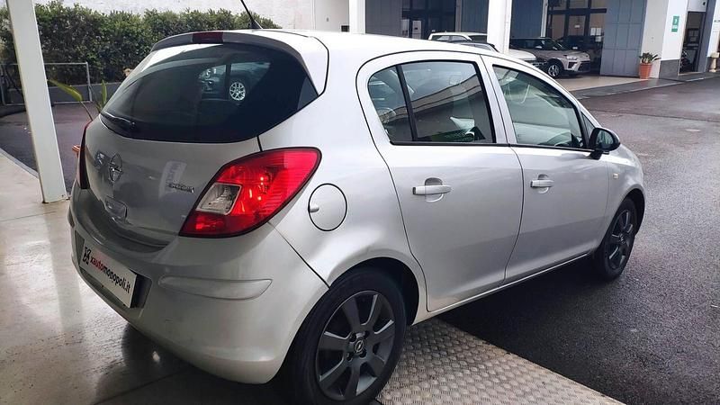 Usata Opel Corsa 74 CV (54 kW) 2009 Grigio Utilitaria