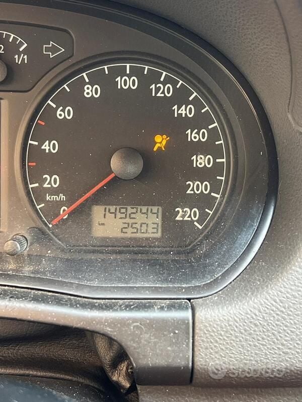 Usata VW Polo 2004 Grigio Berlina