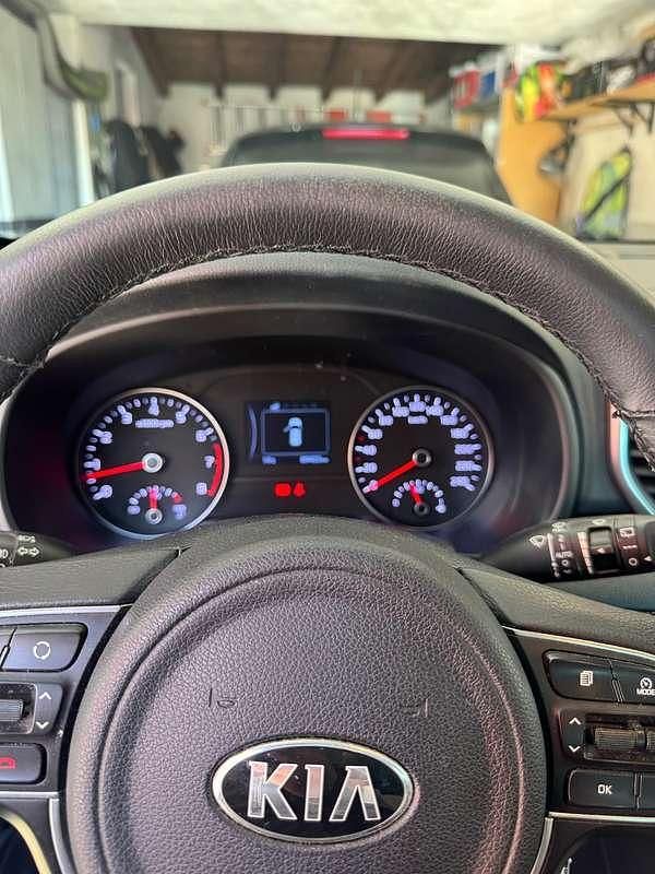 Usata Kia Sportage 132 CV (97 kW) 2018 Grigio SUV