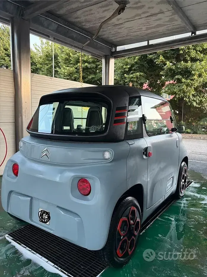 Usata Citroën AMI 2022 Grigio Utilitaria