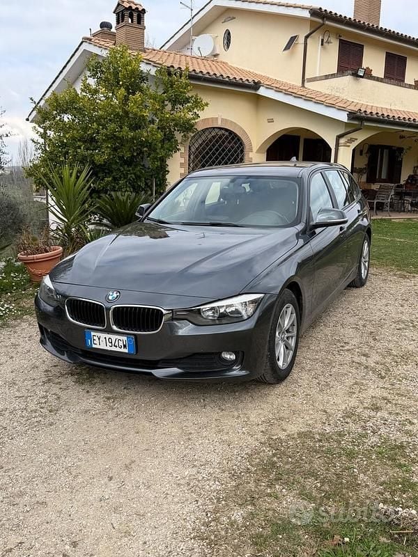 Usata BMW 118 143 CV (105 kW) 2015 Grigio Utilitaria