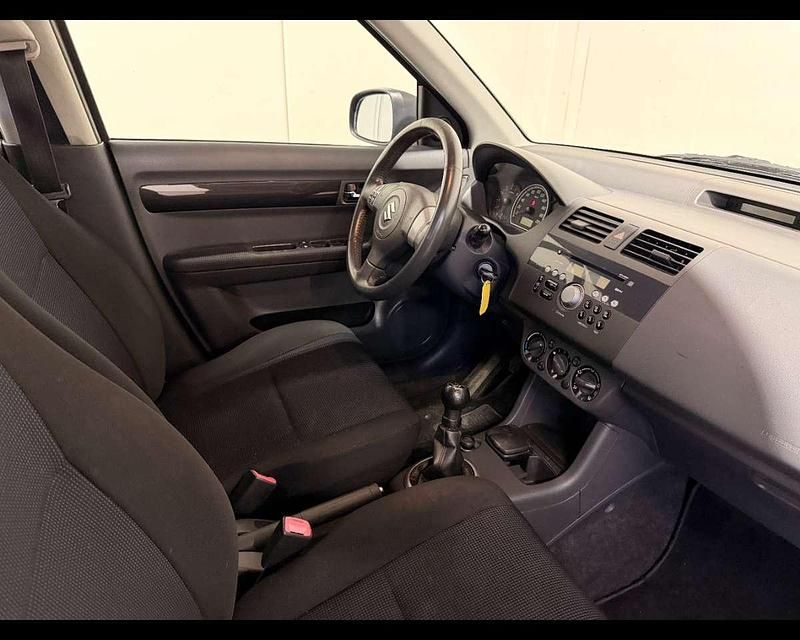 Usata Suzuki Swift GL 91 CV (66 kW) 2007 Nero Utilitaria
