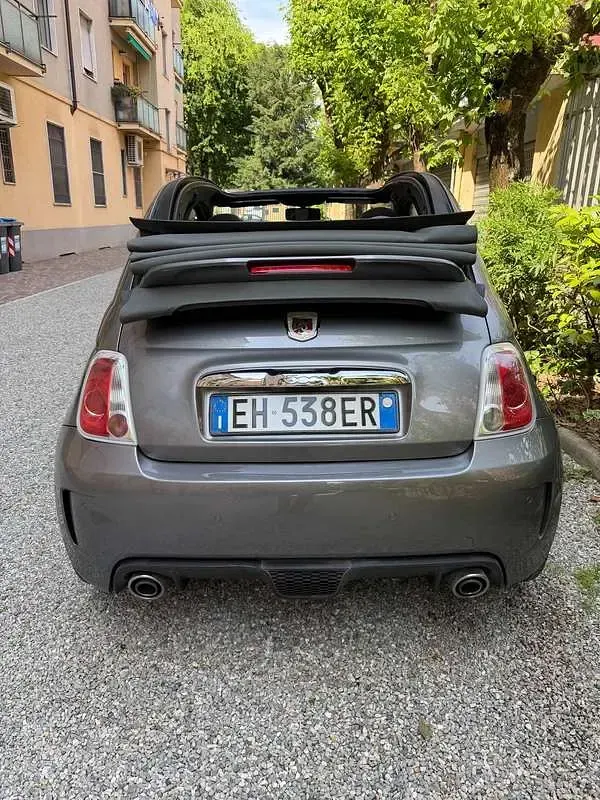 Usata Abarth 500C Custom 140 CV (102 kW) 2012 Grigio Cabrio
