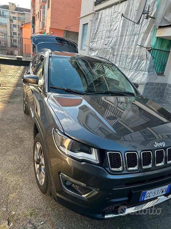 Usata Jeep Compass Limited 120 CV (88 kW) 2020 Grigio SUV