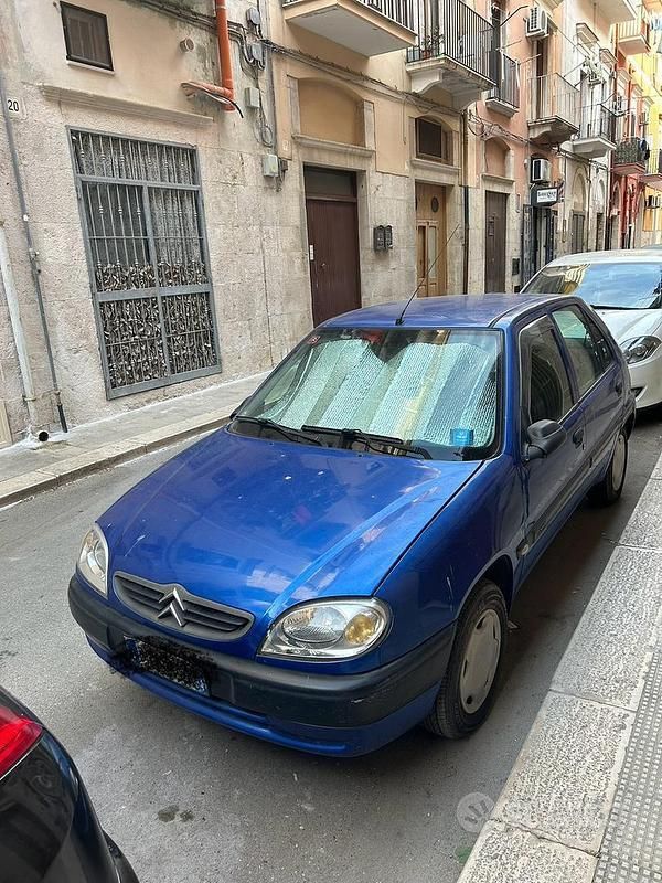Usata Citroën Saxo 75 CV (55 kW) 2000 Blu Utilitaria