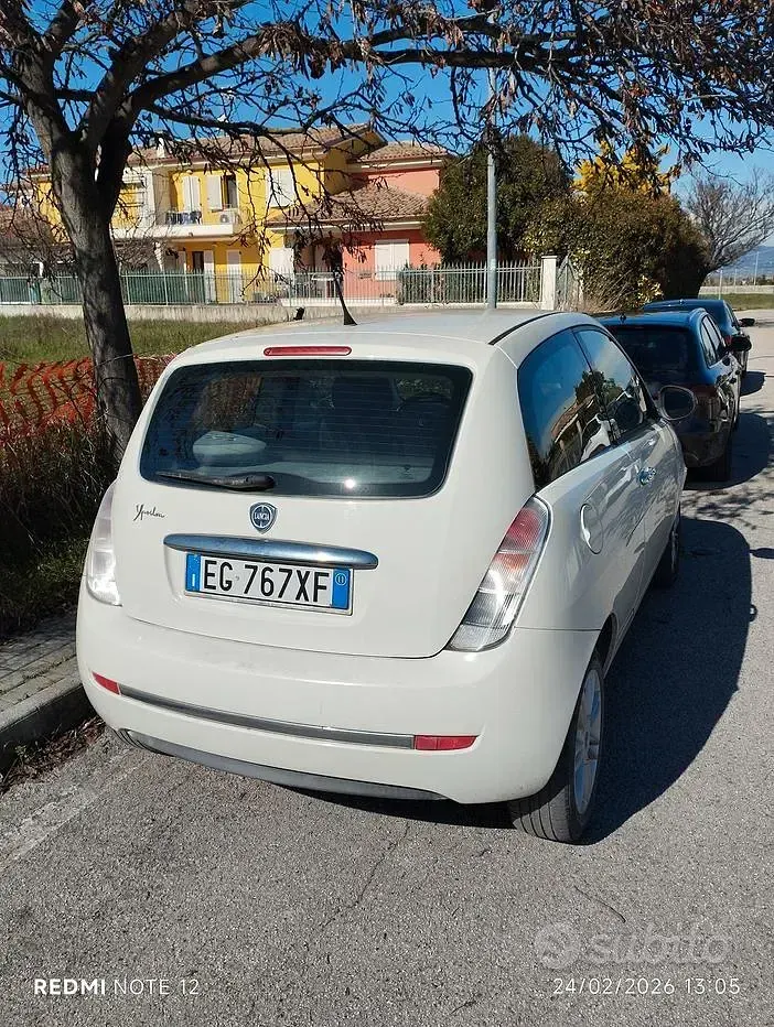 Usata Lancia Ypsilon 69 CV (50 kW) 2011 Bianco Utilitaria