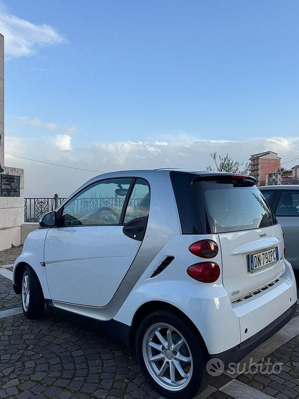 Usata Smart ForTwo Coupé 71 CV (52 kW) 2008 Bianco Coupé