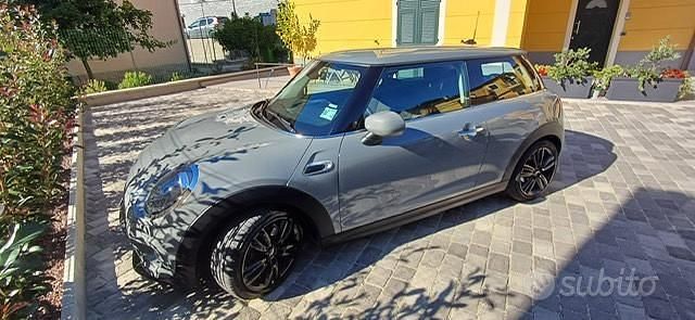 Grigio Usata 2019 Mini ONE Due volumi | 13.500 € (Ottimo prezzo) - Immagine 1/4