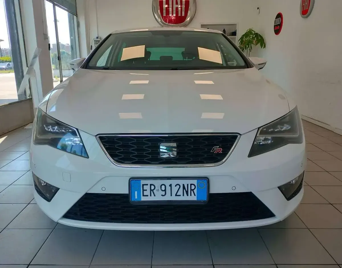 Usata Seat Leon FR 122 CV (89 kW) 2013 Bianco Berlina