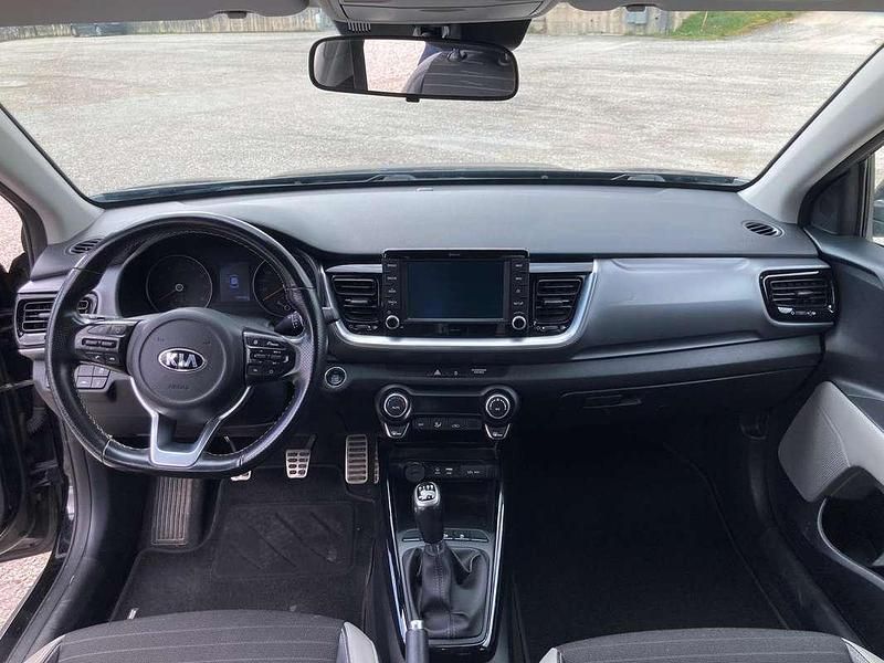 Używany Kia Stonic 97 KM (71 kW) 2019 Czarny SUV