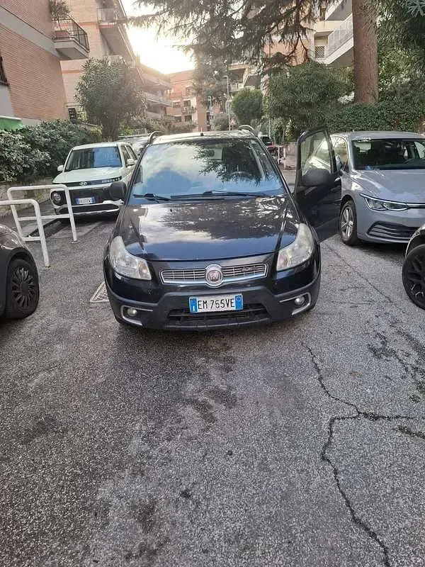 Usata Fiat Sedici Dynamic 135 CV (99 kW) 2012 SUV