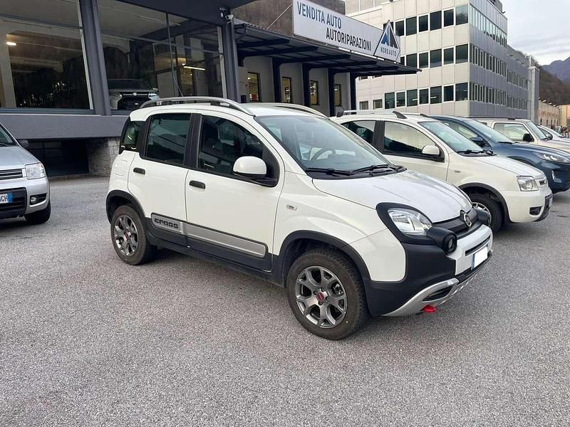 Usata Fiat Panda Cross Cross 90 CV (66 kW) 2016 Bianco Utilitaria