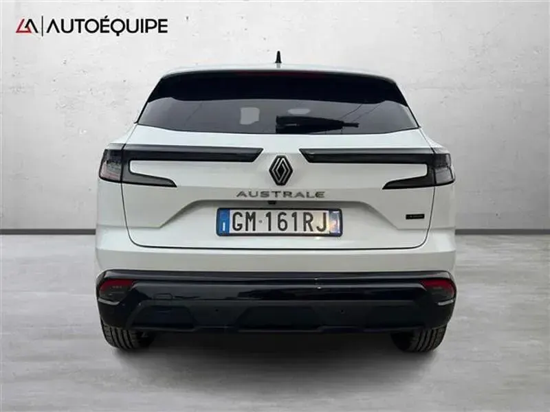 Usata Renault Austral Techno 200 CV (147 kW) 2023 Bianco SUV