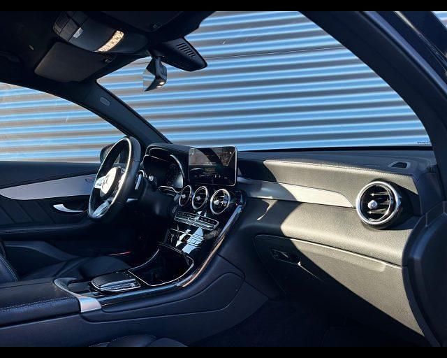 Usata Mercedes GLC220 Premium 2022 Nero SUV