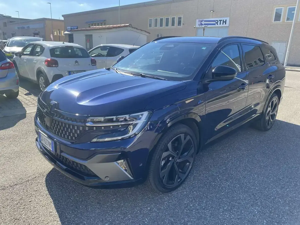 Usata Renault Espace Iconic 131 CV (96 kW) 2024 Blu/azzurro SUV