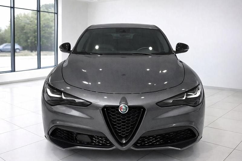 Usata Alfa Romeo Stelvio Veloce 210 CV (154 kW) 2024 Gray SUV