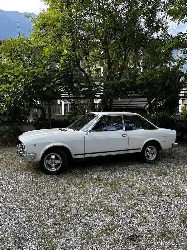 Usata Fiat 124 109 CV (80 kW) 1972 Bianco Coupé