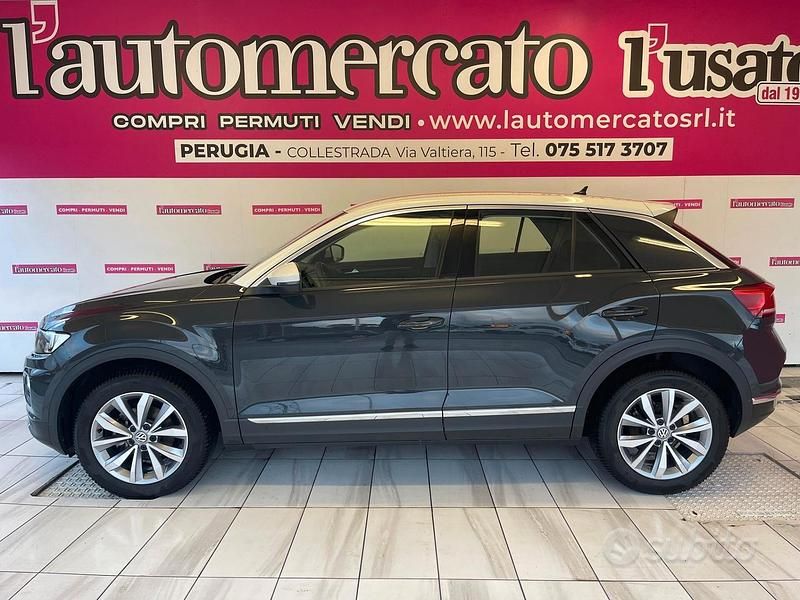 Usata VW T-Roc Style 116 CV (85 kW) 2019 Grigio SUV