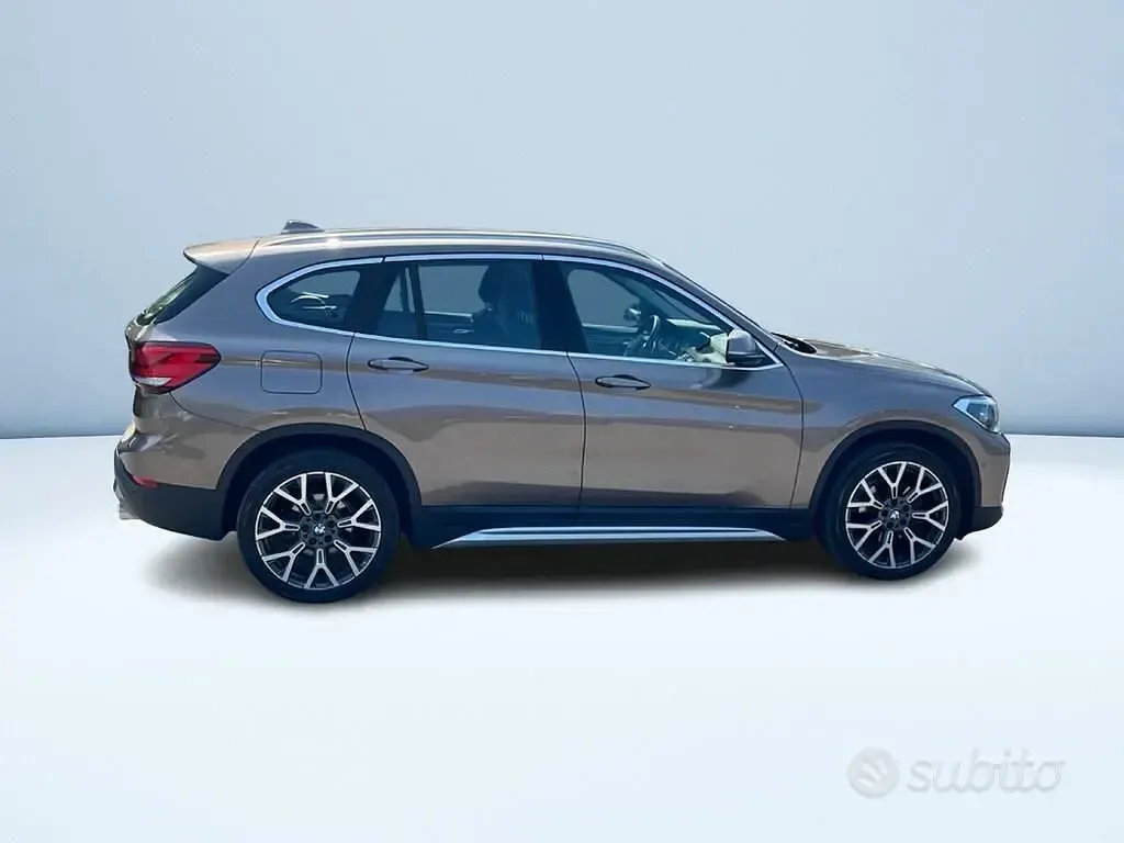 Usata BMW X1 xLine 150 CV (110 kW) 2019 Marrone SUV