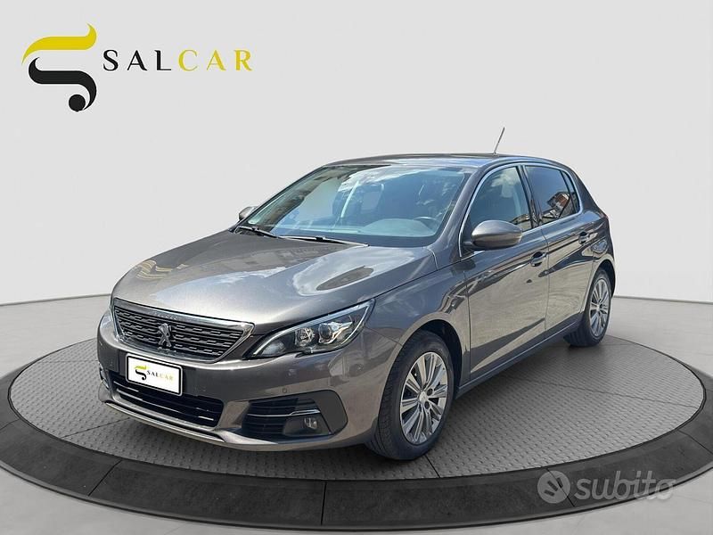 Grigio Usata 2021 Peugeot 308 Allure Tre volumi | 9890 € (Super prezzo) - Immagine 1/4