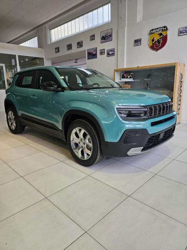 Usata Jeep Avenger Altitude 101 CV (74 kW) 2024 Azzurro SUV