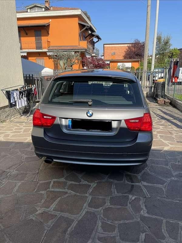 Usata BMW 318 143 CV (105 kW) 2010 Station wagon