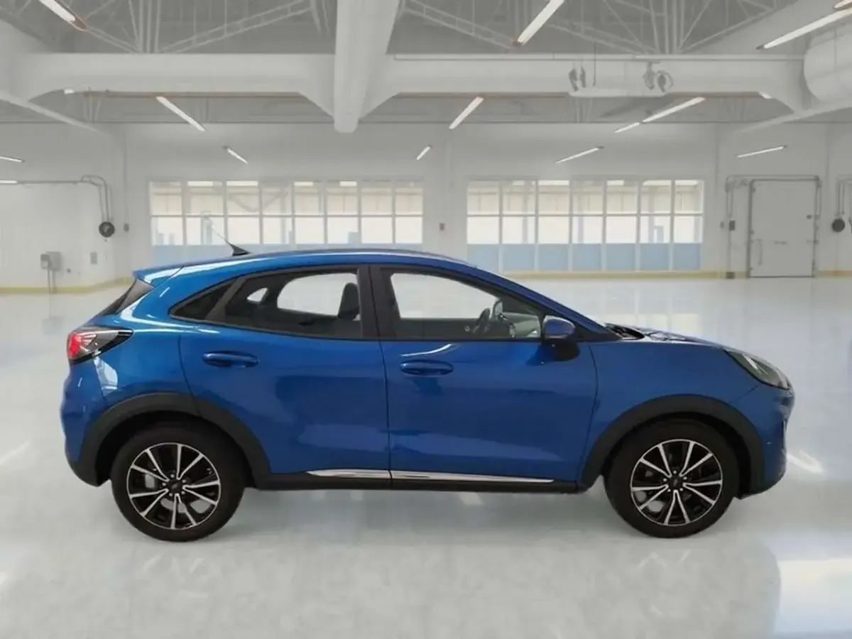 Usata Ford Puma Titanium 125 CV (91 kW) 2021 Blu SUV