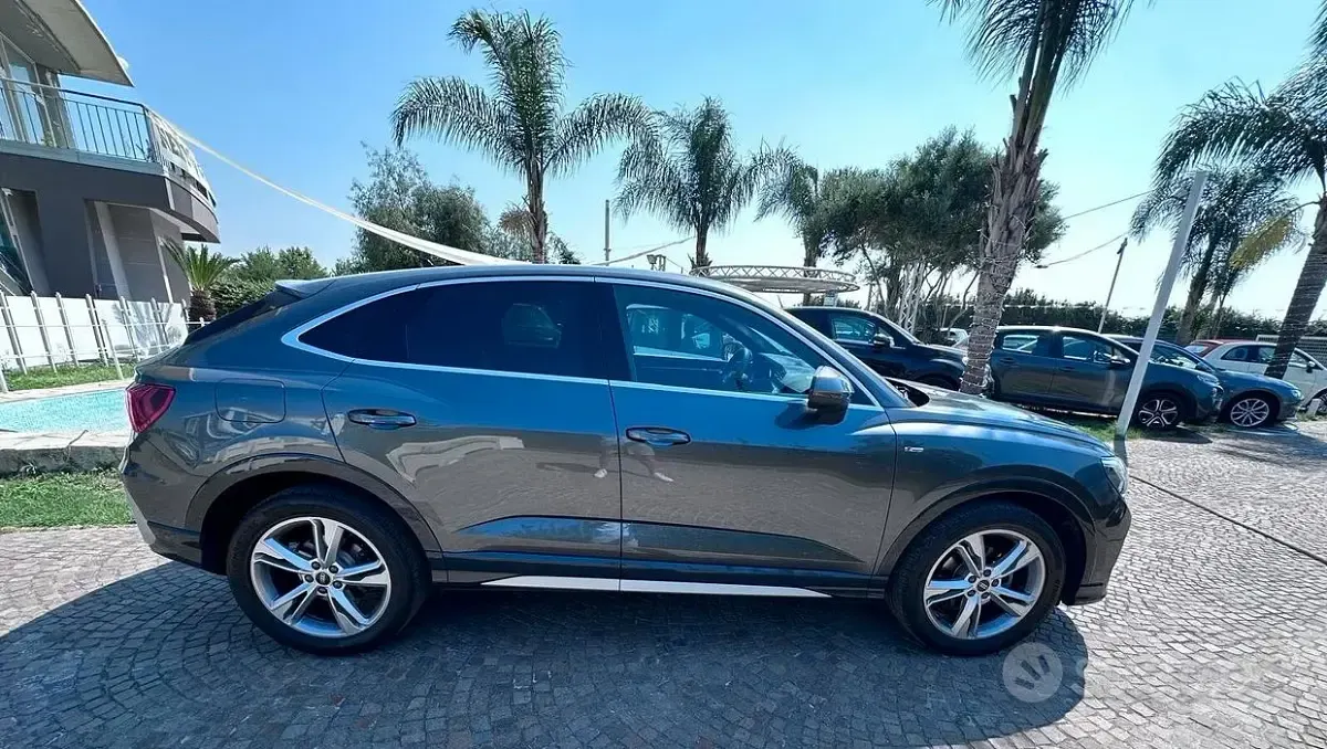 Usata Audi Q3 Ambiente 150 CV (110 kW) 2025 Grigio SUV