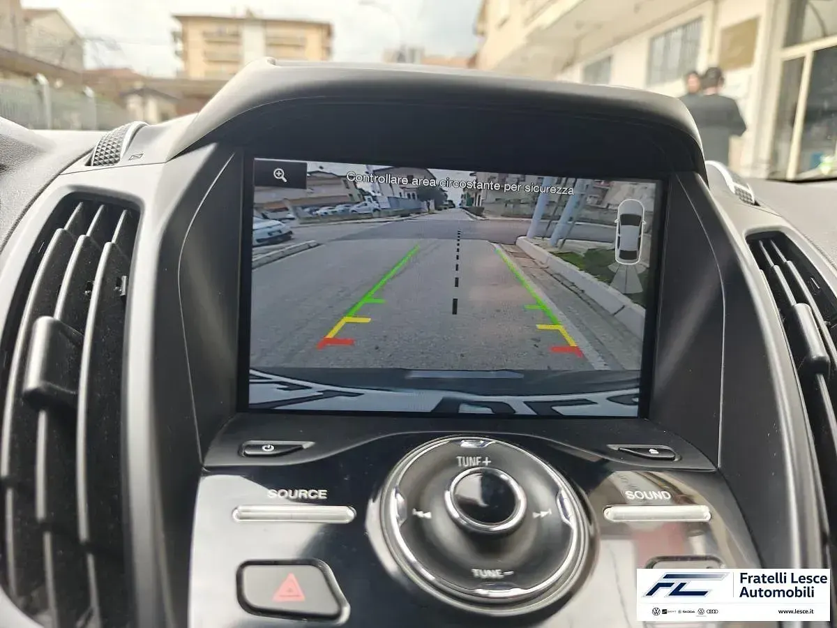 Usata Ford Kuga Titanium 150 CV (110 kW) 2016 Grigio SUV