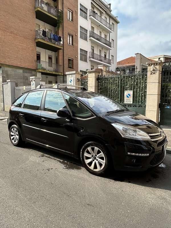 Begagnad Citroën C4 Picasso Seduction 111 HK (81 kW) 2012 Svart Minibuss