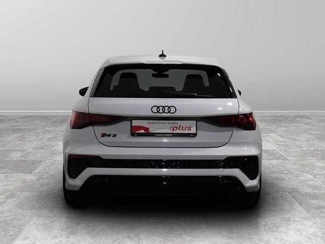 Usata Audi RS3 Sportback Ambiente 400 CV (294 kW) 2022 Bianco ghiaccio metallizzato Utilitaria
