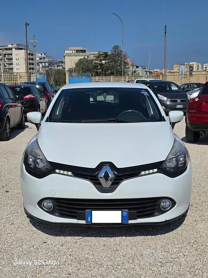 Usata Renault Clio IV 75 CV (55 kW) 2012 Bianco Berlina