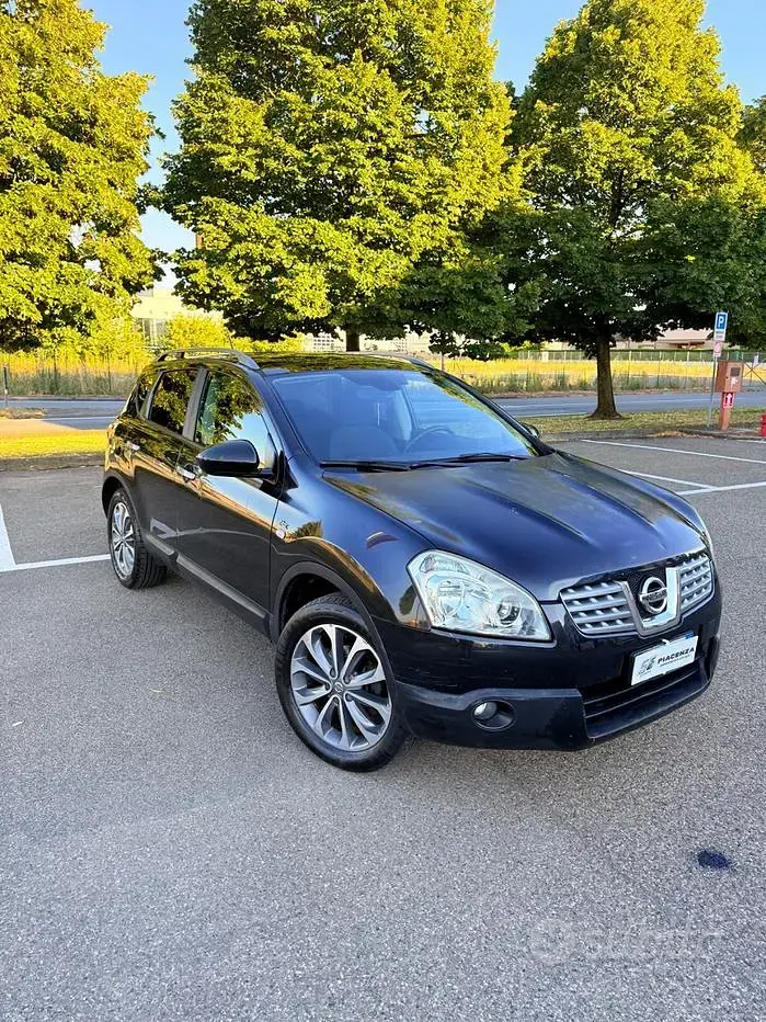Usata Nissan Qashqai N-TEC 106 CV (77 kW) 2010 SUV