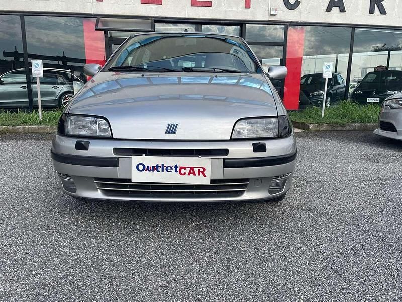 Grigio Usata 1996 Fiat Punto Due volumi | 12.000 € - Immagine 1/4