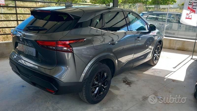Usata Nissan Qashqai Tekna+ 158 CV (116 kW) 2022 Grigio SUV