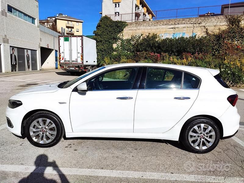 Usata Fiat Tipo 120 CV (88 kW) 2018 Bianco Utilitaria