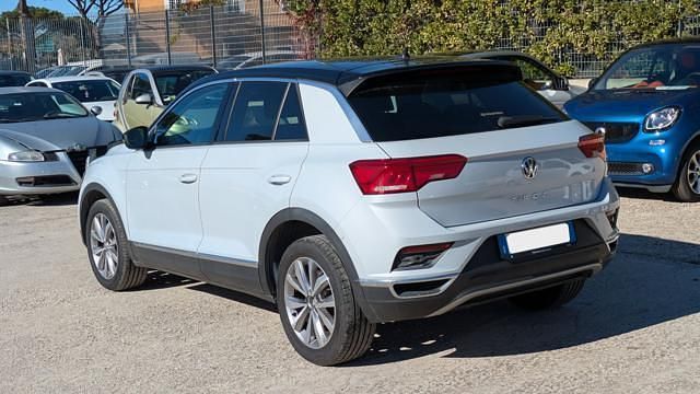 Usata VW T-Roc 115 CV (84 kW) 2018 Bianco SUV