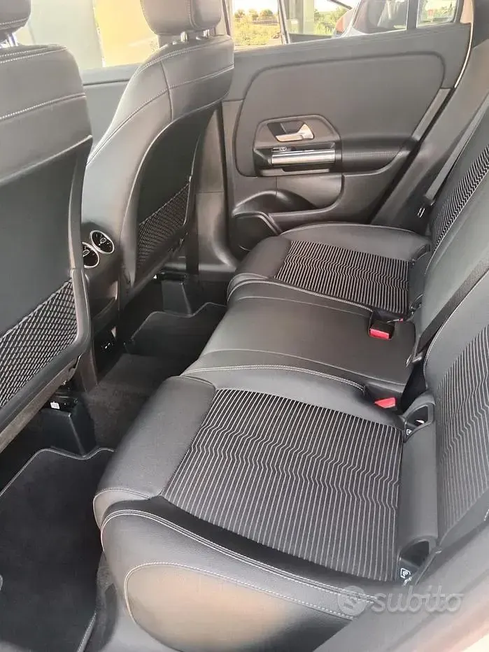 Usata Mercedes GLA200 163 CV (119 kW) 2020 SUV