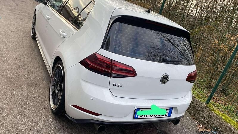 Usata VW Golf VII GTI 245 CV (180 kW) 2018 Berlina