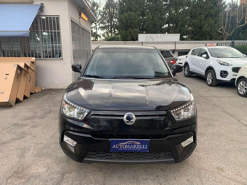 Begagnad SsangYong Tivoli 128 HK (94 kW) 2017 Svart SUV