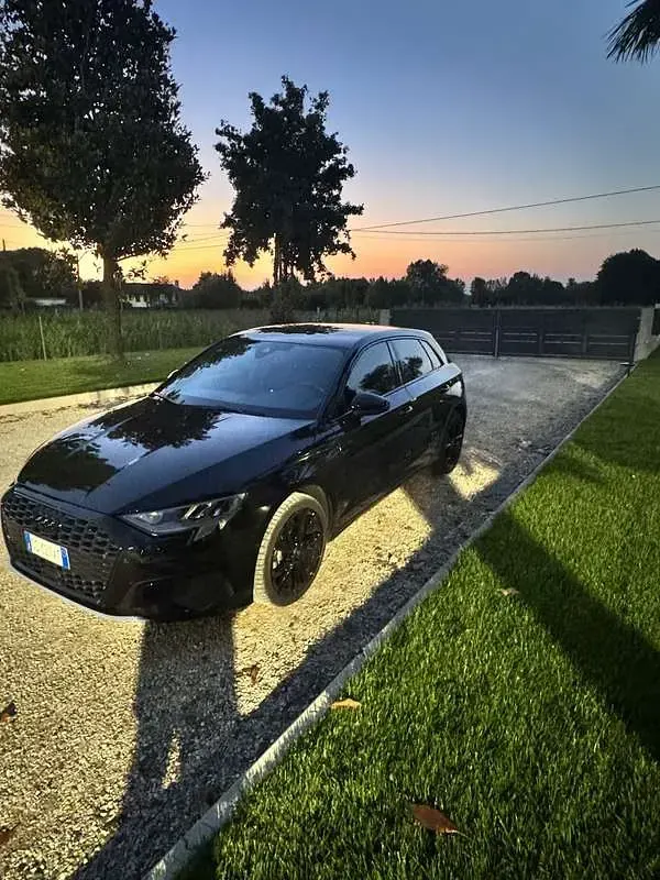 Usata Audi A3 Advanced 116 CV (85 kW) 2021 Nero Berlina