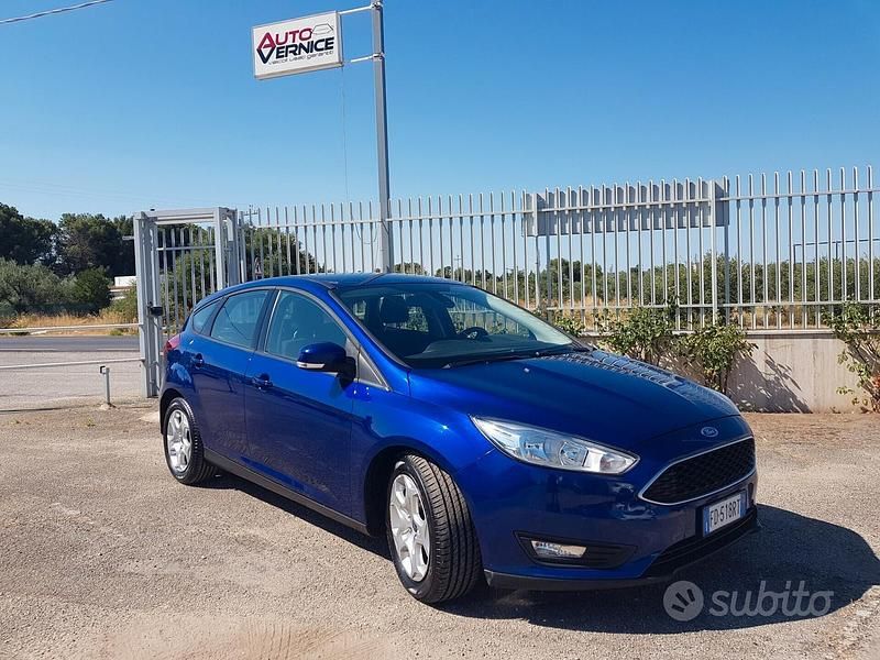 Usata Ford Focus 95 CV (69 kW) 2016 Blu Berlina