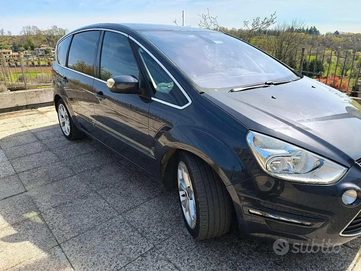 Usata Ford S-MAX SE 203 CV (149 kW) 2011 Grigio Monovolume