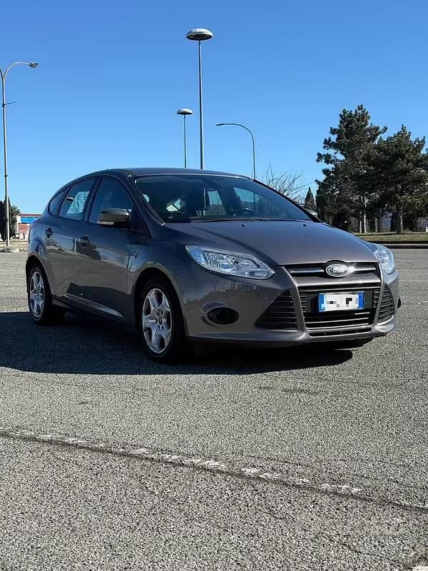 Usata Ford Focus Titanium 100 CV (73 kW) 2013 Utilitaria