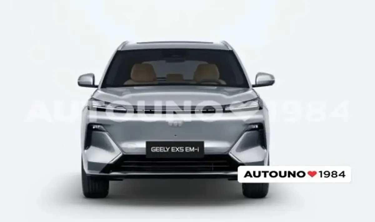 Nuova Geely Starray 99 CV (72 kW) 2026 Grigio SUV